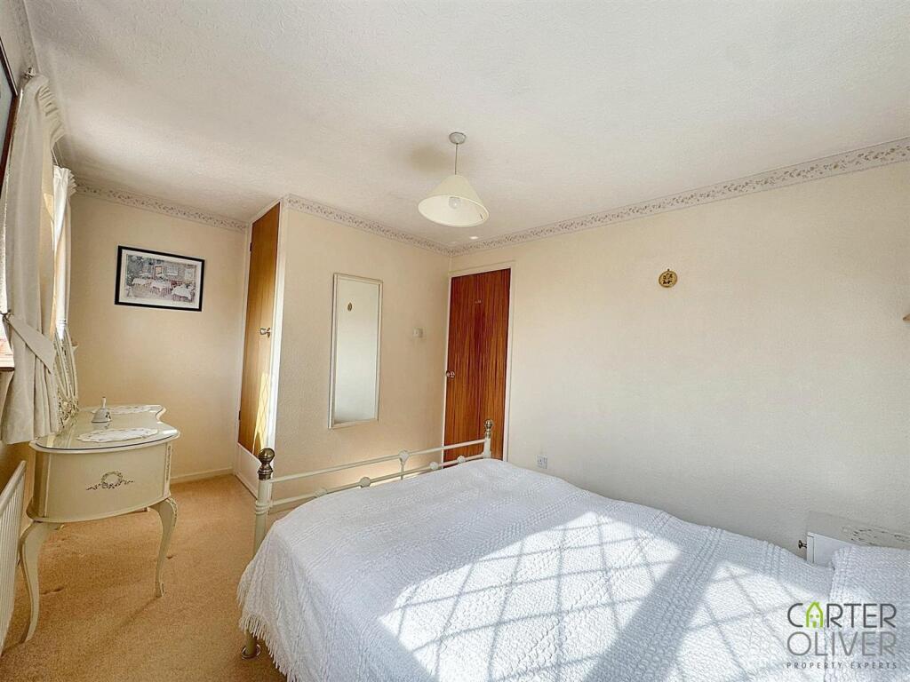 BEDROOM 2 FRONT