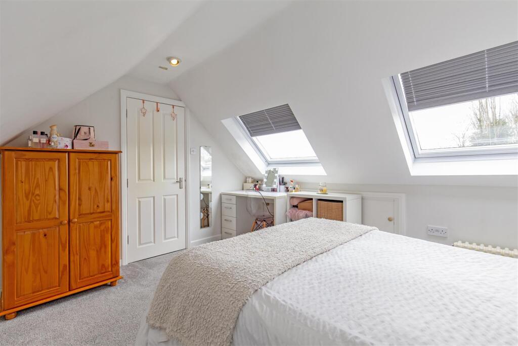 Bedroom 3-3.jpg