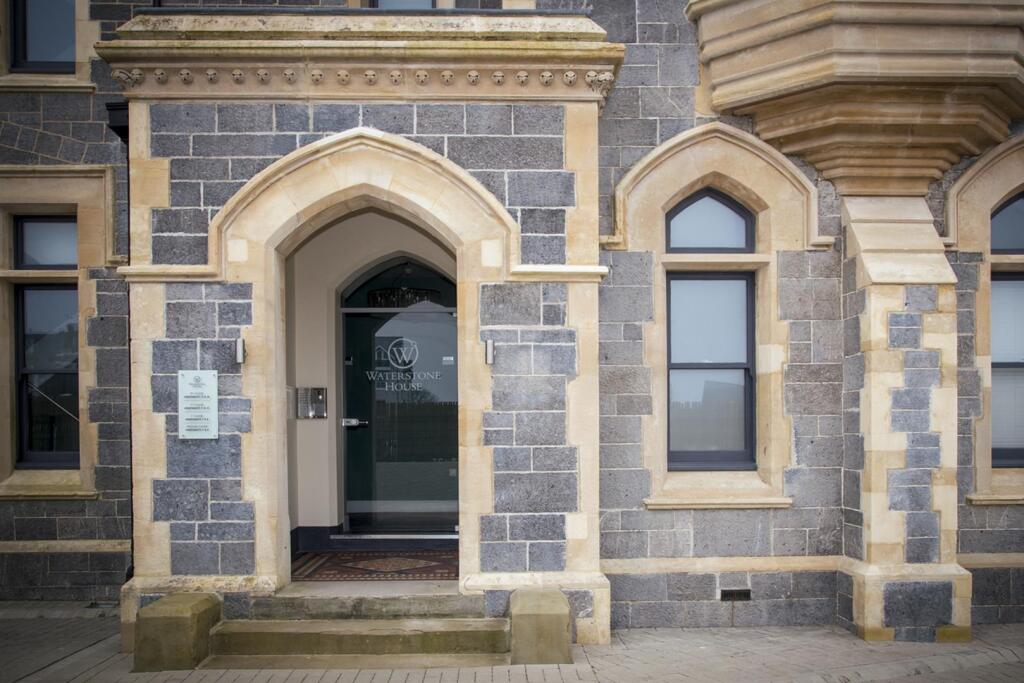 11 Waterstone House Tenby-51.jpg