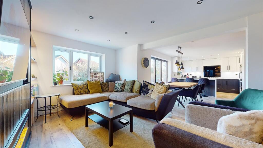 01102025_174657 (2).jpg