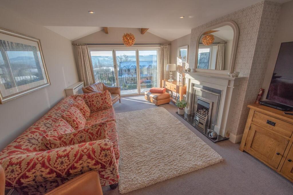 DSC_7465 (Custom).jpg