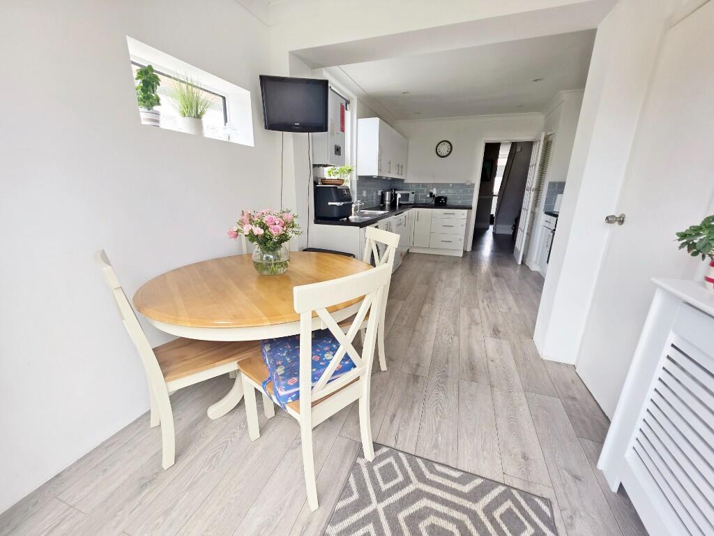 19ft Kitch/Br'fst Rm