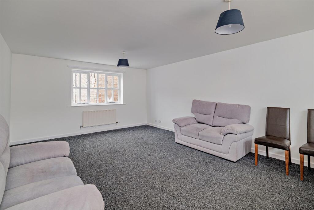 8608697-stills-plas bellin hall_079(1)-800.jpg