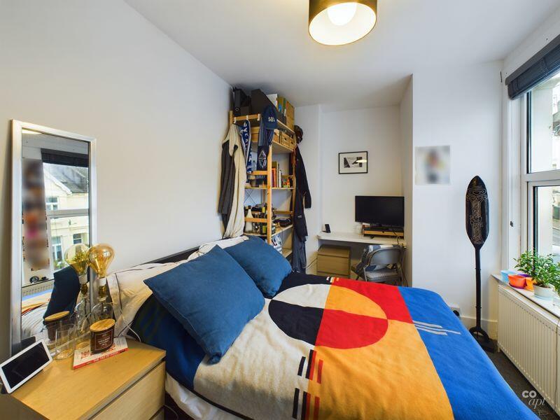bed 5 