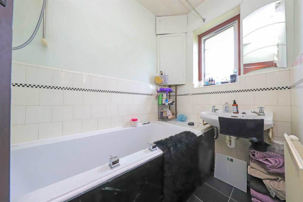 nicholas james sanyhils bath_.jpg