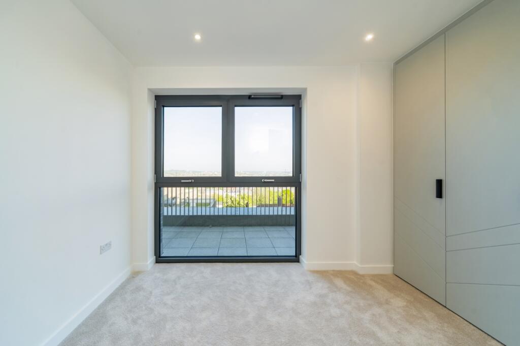 Darter Apartments