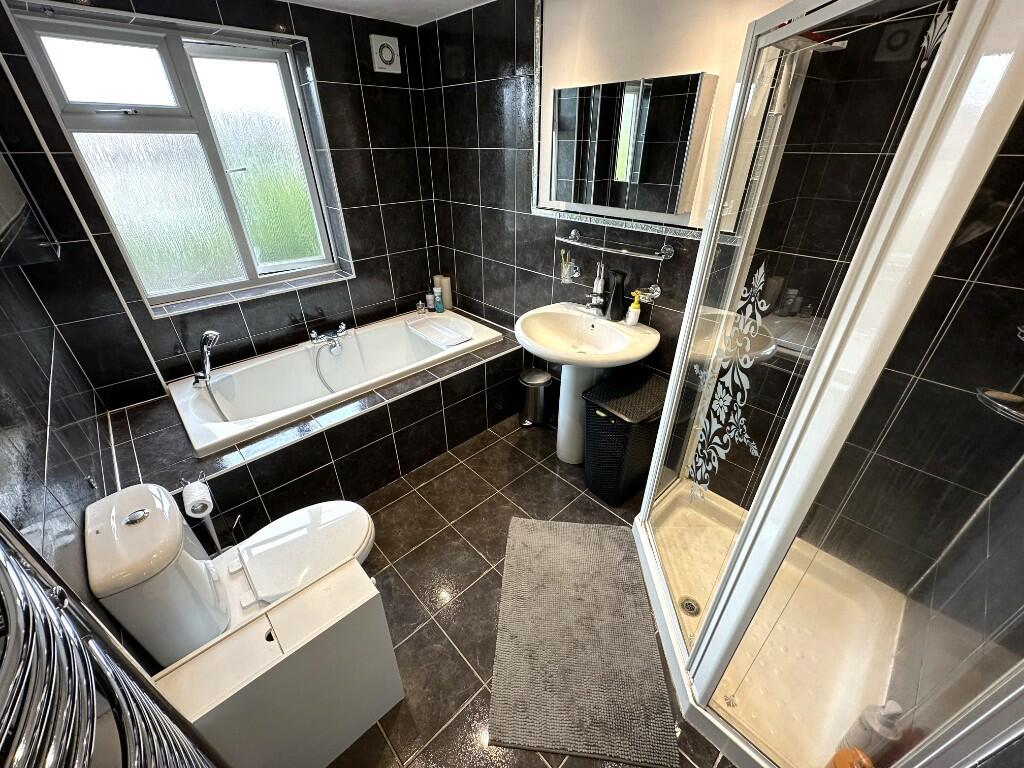 FITTED BATHROOM