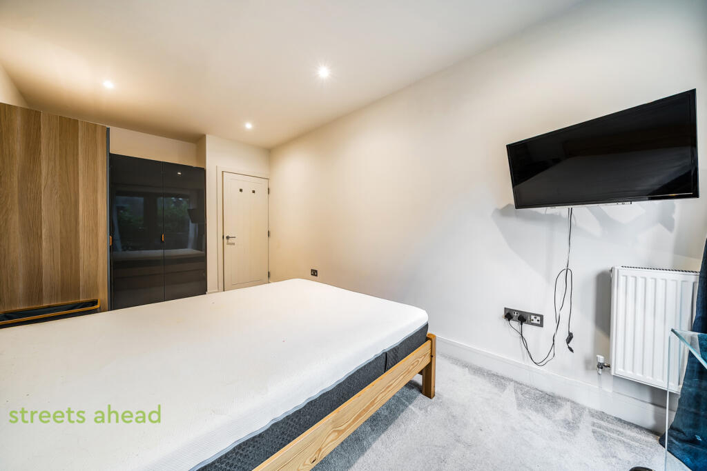 5ca1571a-b06a-4f6...