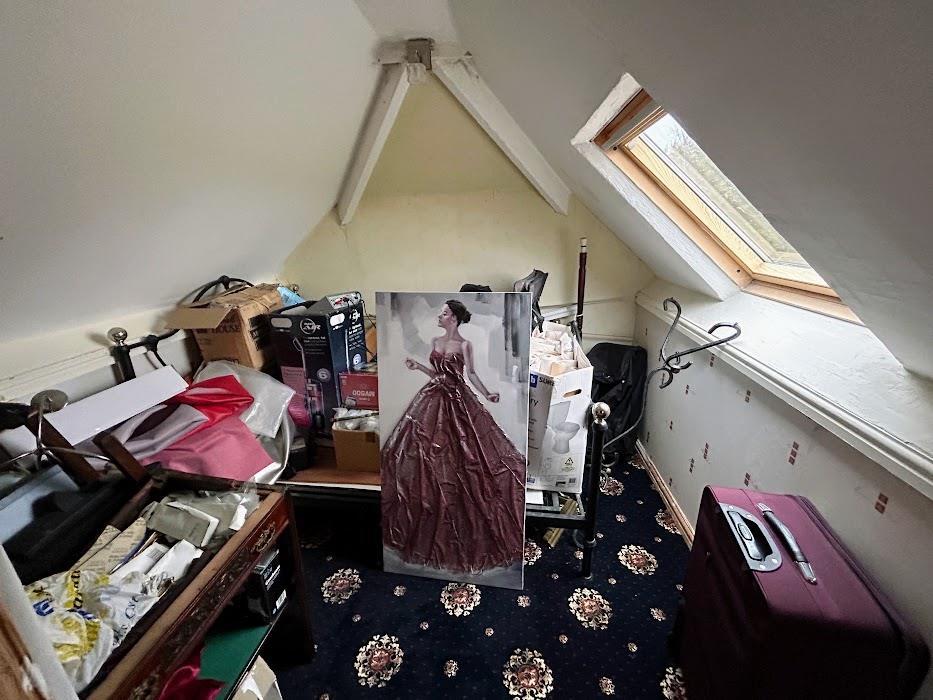 LOFT ROOM