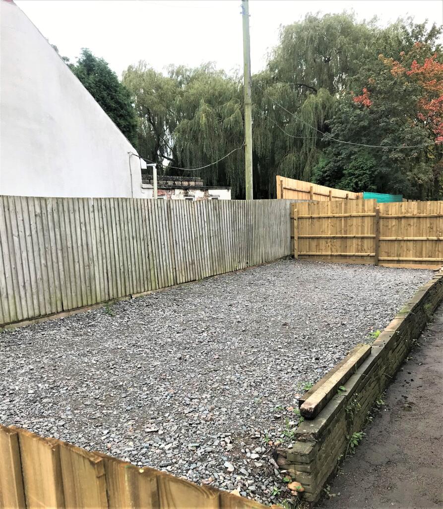 Sparkenhoe Villa gar