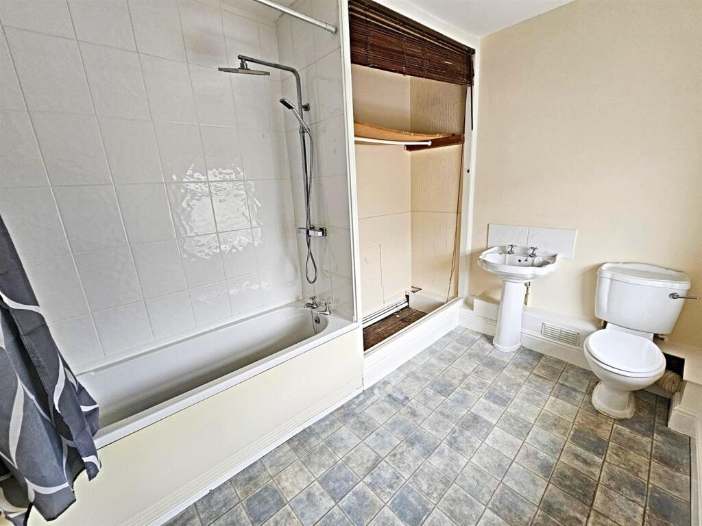 Bathroom/WC