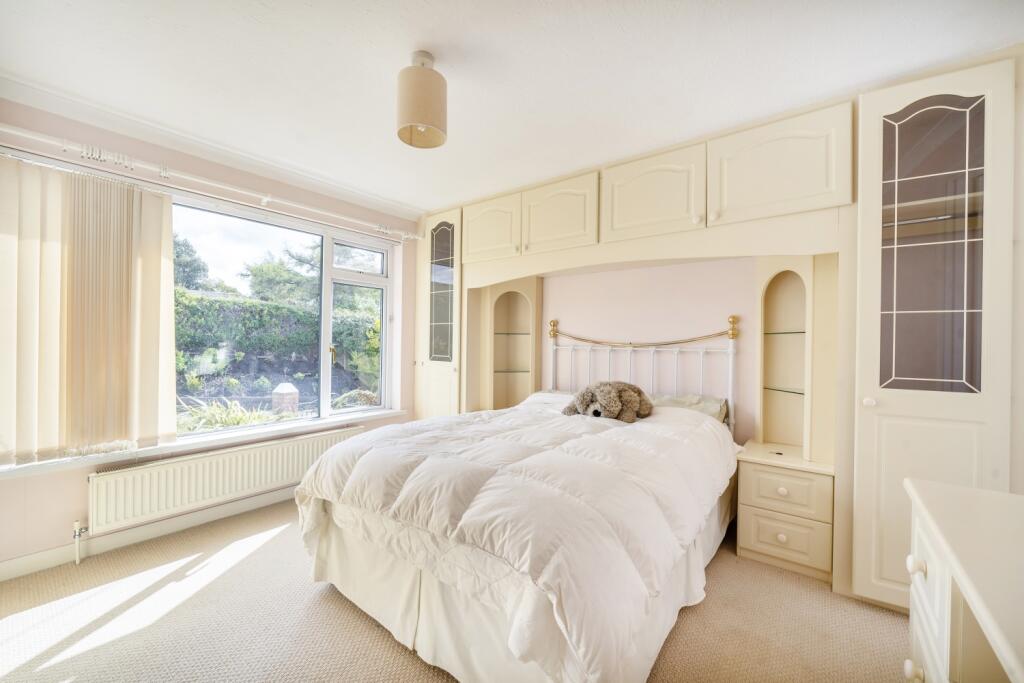 1348935-17-68b96ba2945bf