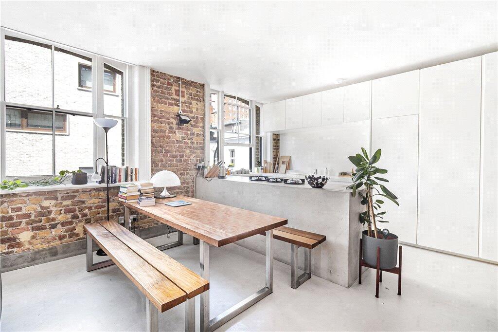 Kitchen/Reception