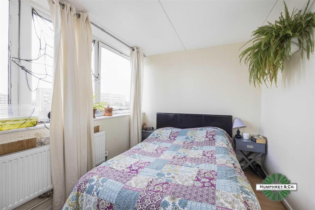 Flat 234 Missenden Inville Road -002.jpg