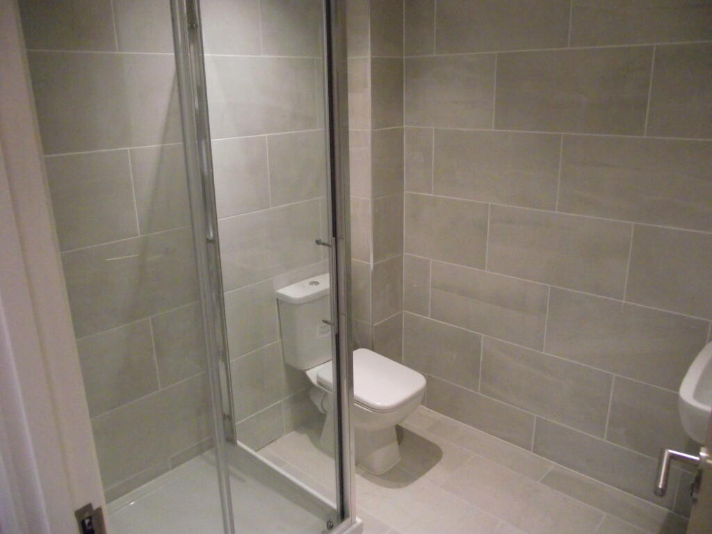 1 Bed £500.00.JPG