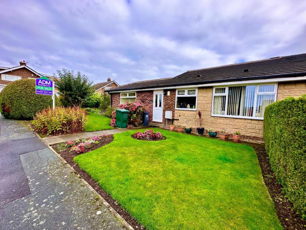 FURTHER EXTERNAL PHOTOGRAPHS