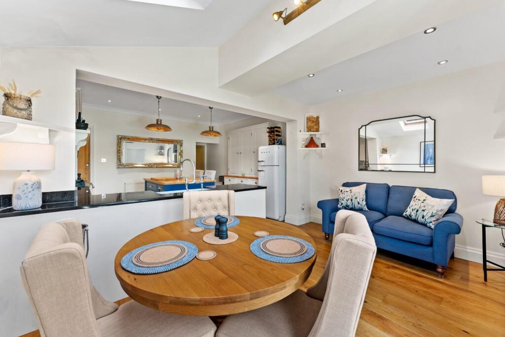 111 HEYES LANE-34.jpg