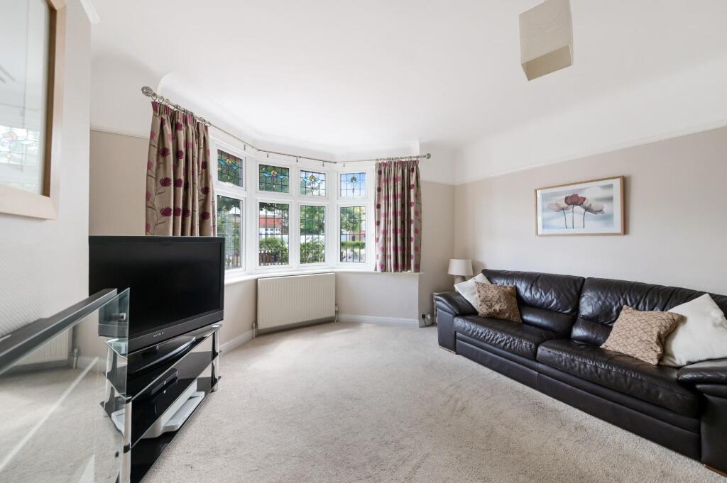 ELMWOOD DRIVE (10).jpg