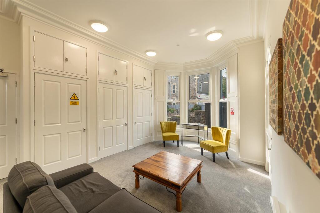 Communal Lounge