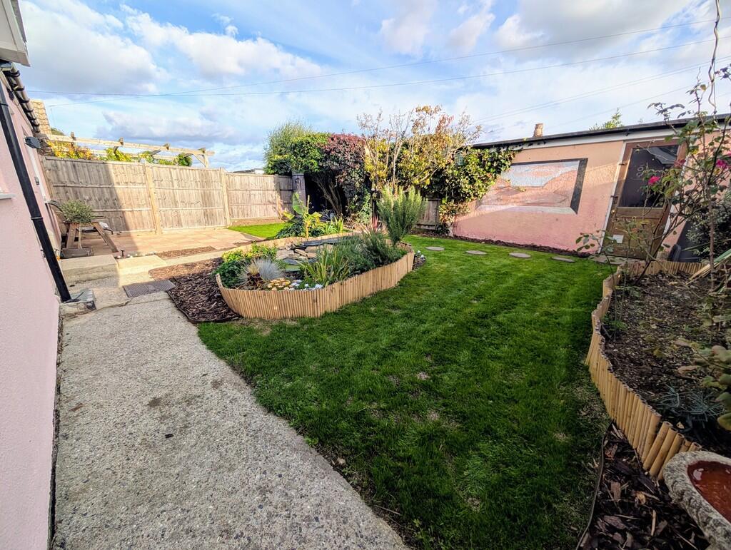 PXL_20250924_1550...