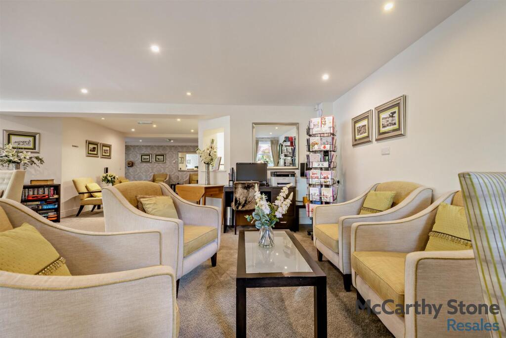 8667667-interior25-800.jpg