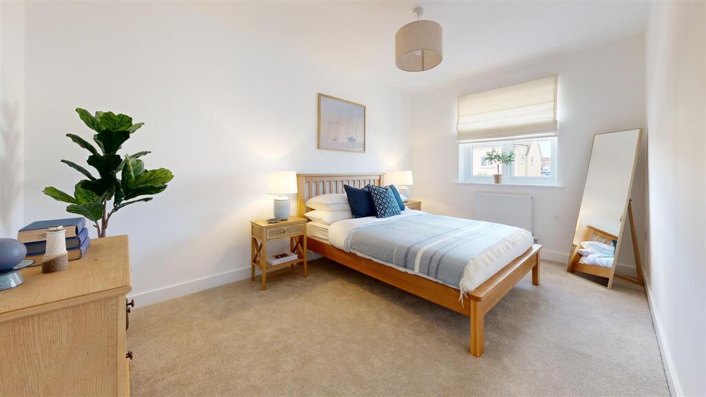 Bedroom (87).jpg