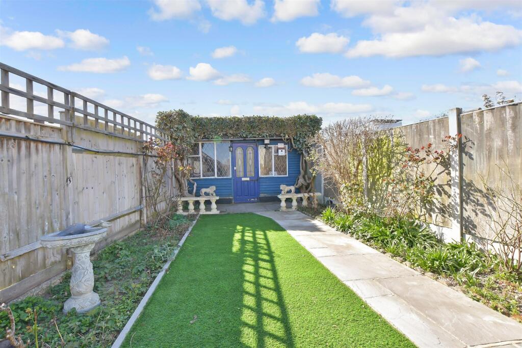 Workshop/Outbuildings