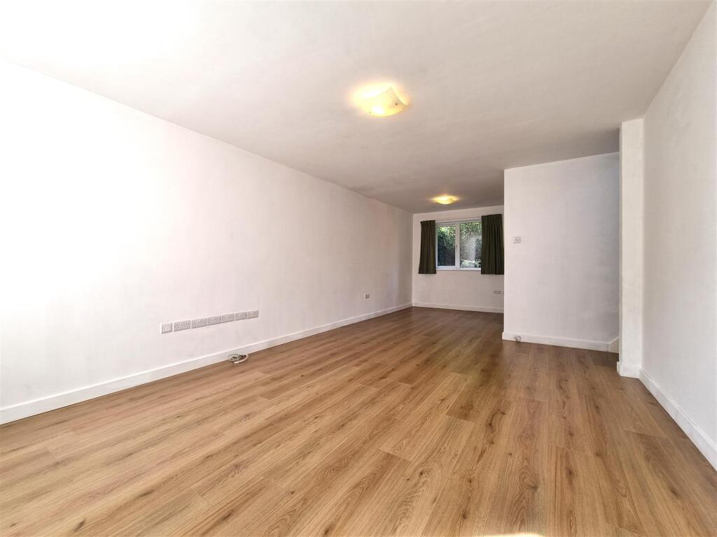 Spacious Lounge