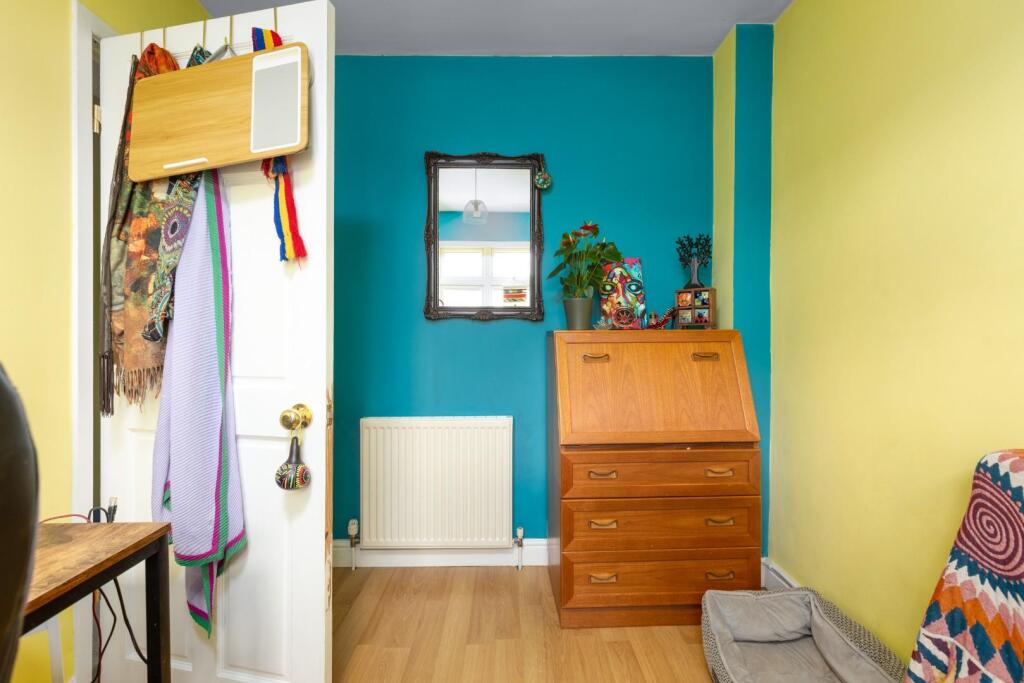 15 Guernsey Avenue, BS4-4.jpg