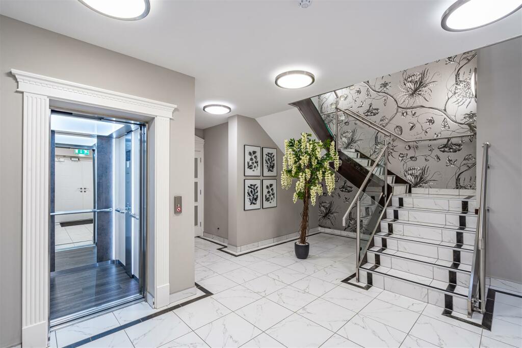Ground Floor Lobby