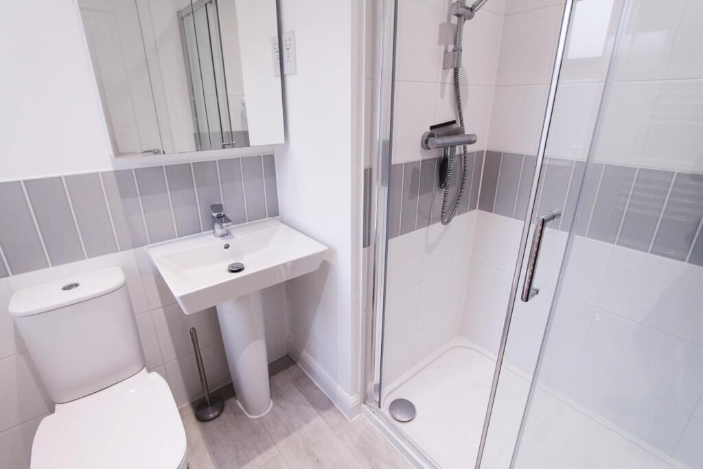 Ensuite Shower Room