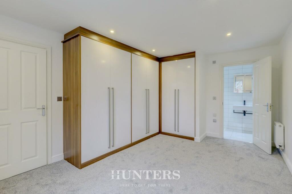 Viscount Drive (5).jpg