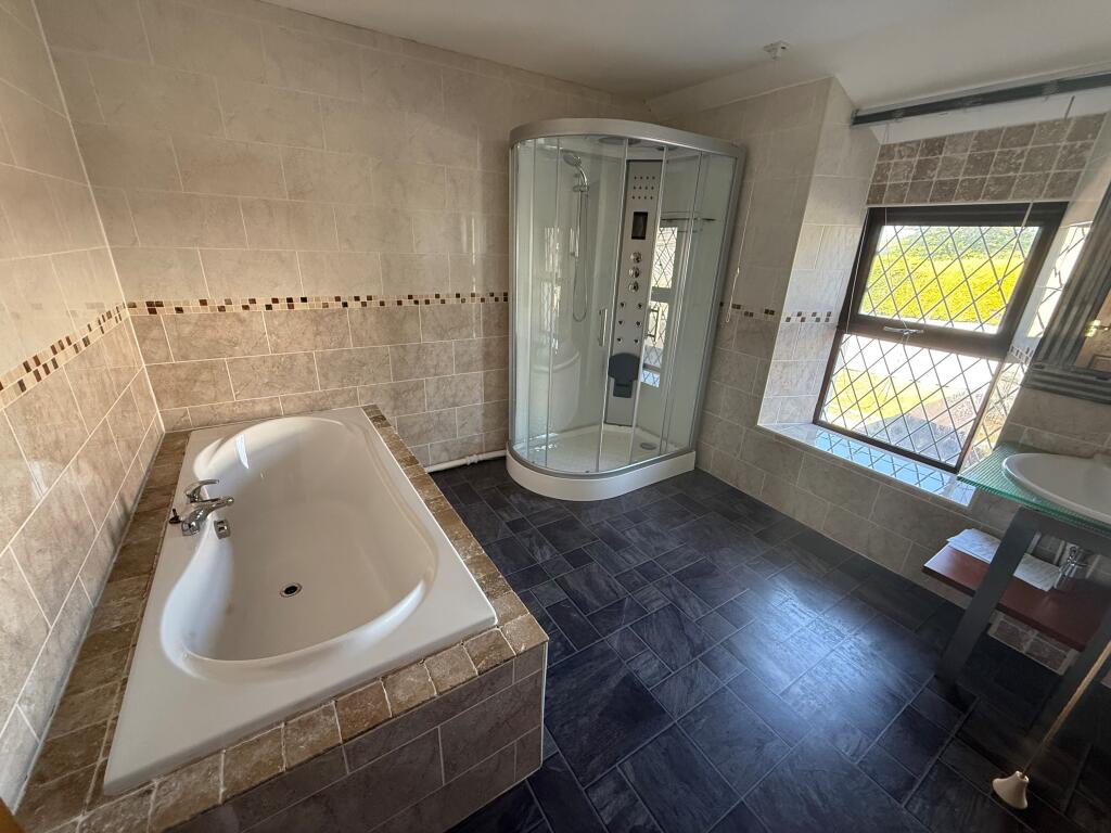 BATJROOM