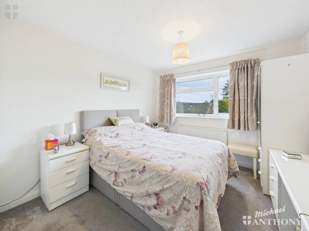 CAM03852G0-PR0471-STILL007-thumbnail-h750-70