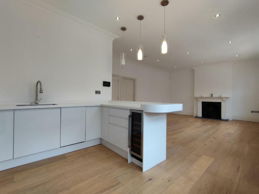 Living Dining Kitchen 4