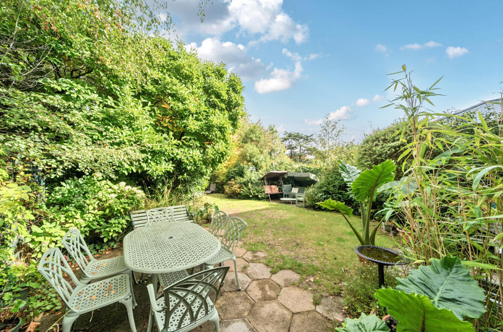 1345970-26-68b880...