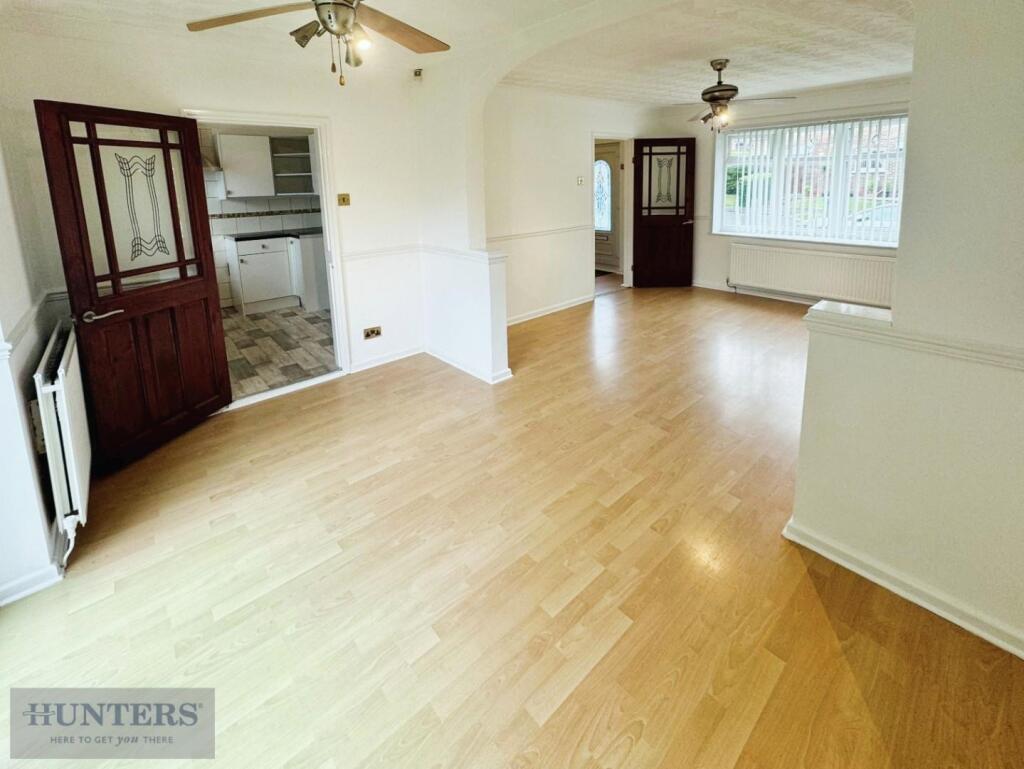 Lounge / Dining Room