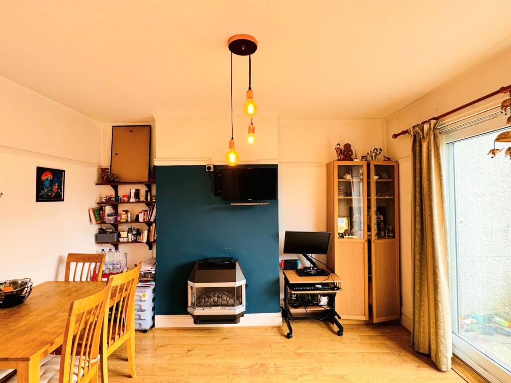 WhatsApp Image 2025-07-04 at 16.44.44 (6).jpeg