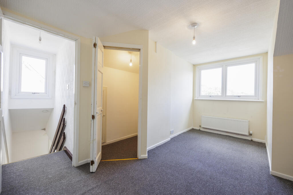 1 Brookside close-29