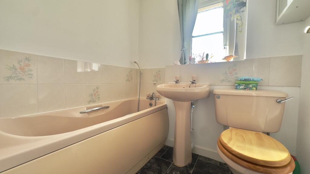 30134A55-52E3-48A...