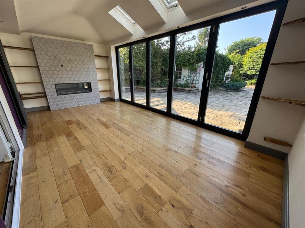 Family Room 3.jpg