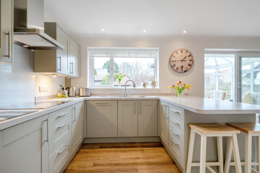 Kitchen / Dining Room