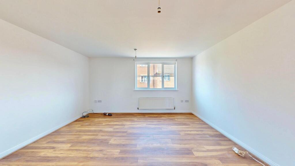 24-Westfield-Gardens-04132025_012510 2.jpg