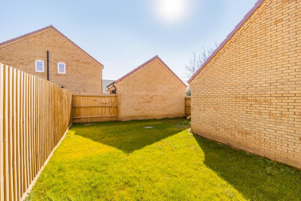 12 Frogmore Road (Holbeach)-8