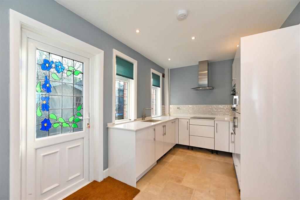 Kitchen/Dining Room
