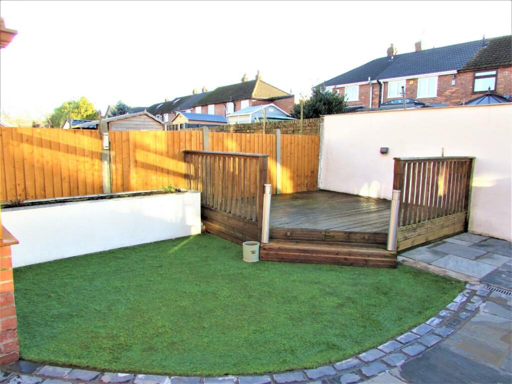 ARE324gdn2.JPG