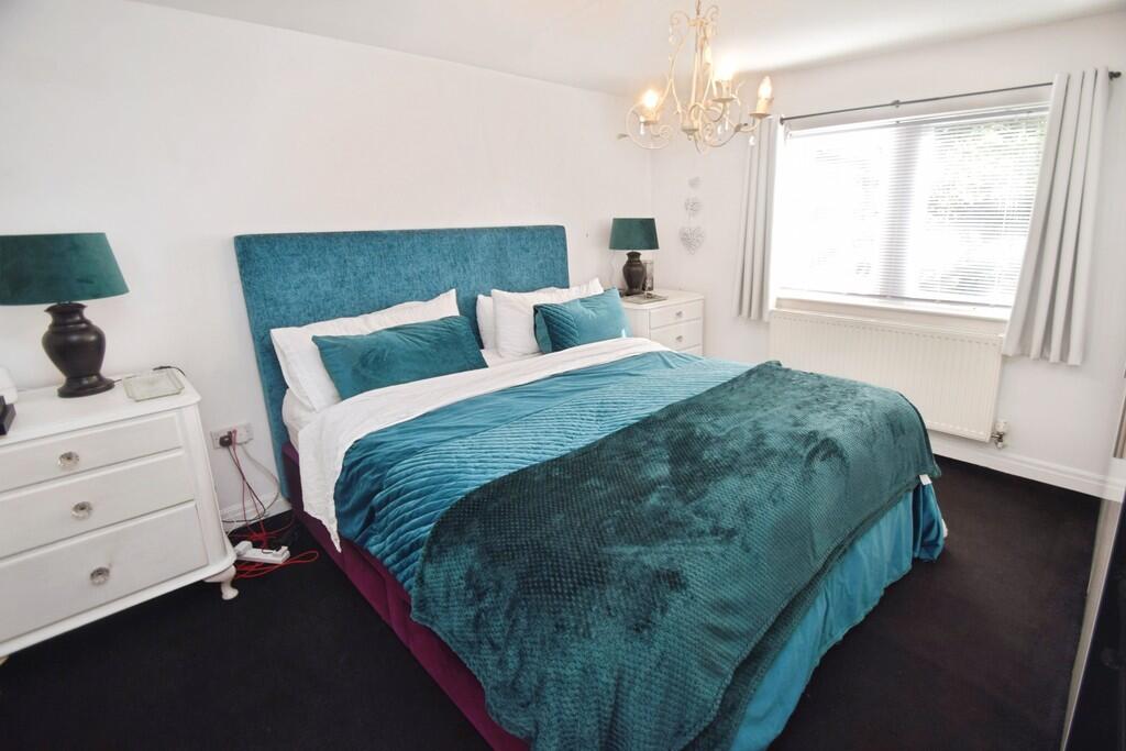 6bc14c50-Bedroom ...