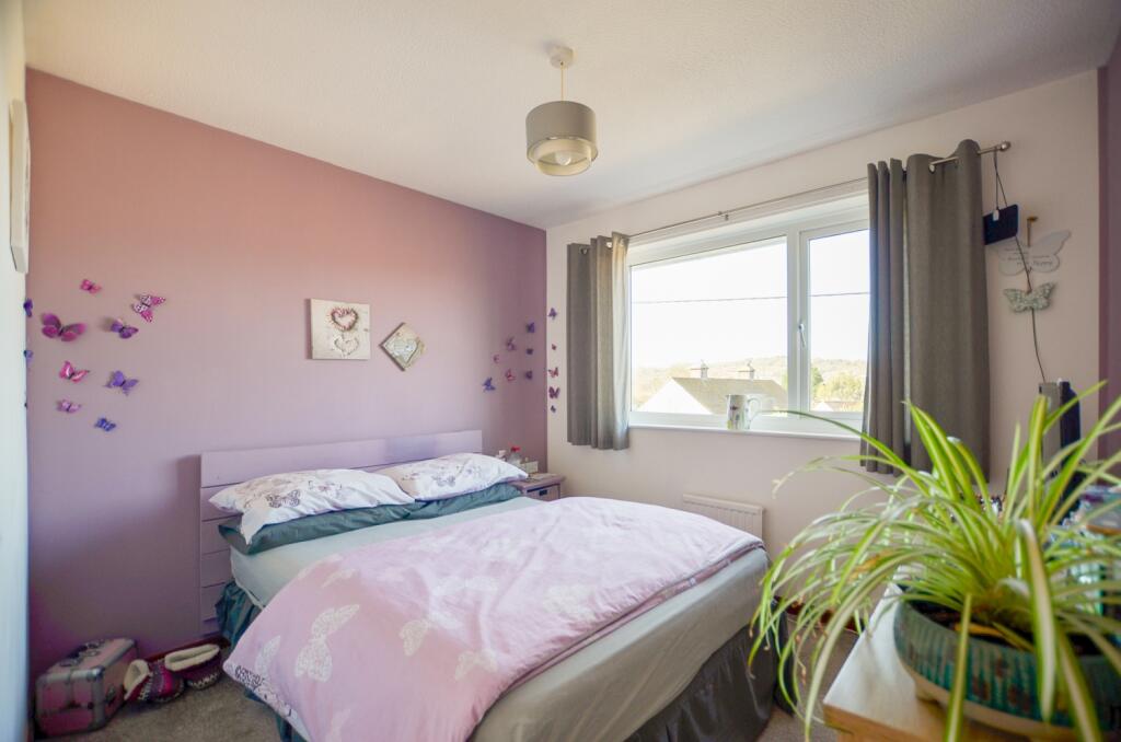 To Book A Viewing Call TPS Lostwithiel on 01208 87