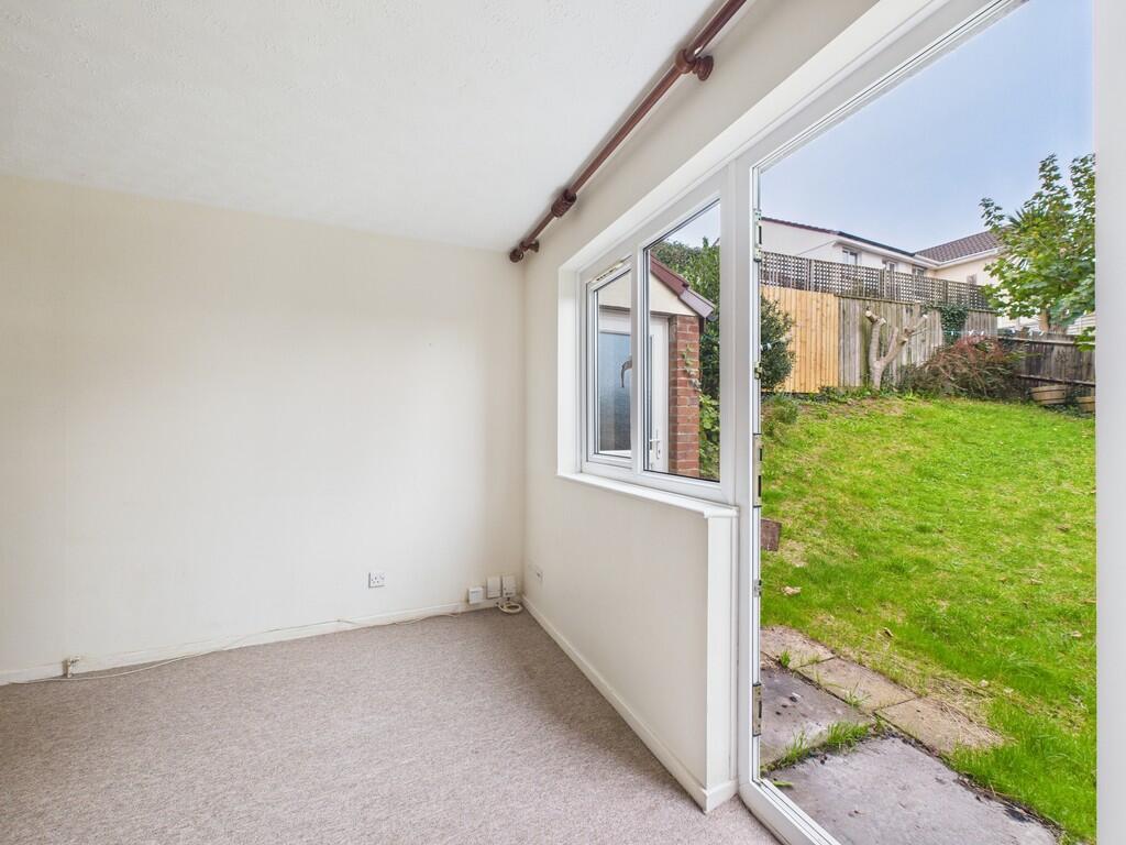 CAM02089G0-PR0576...