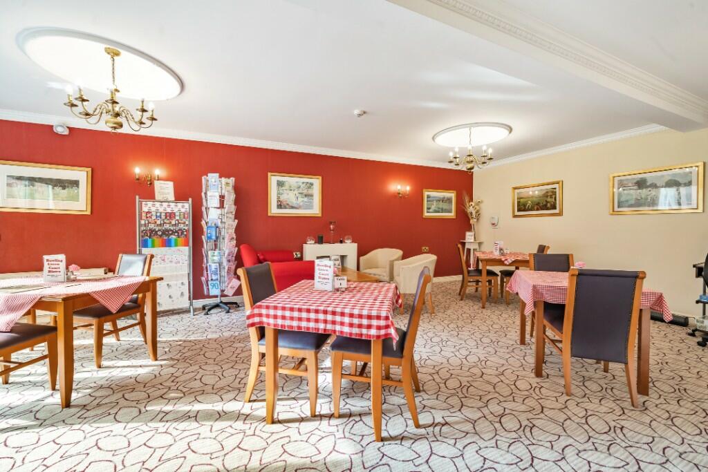 Owners Dining